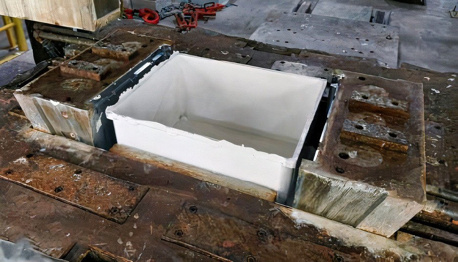 Lifting Fiberglass Enclosures